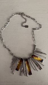 lot 128 image: Chain Link Necklace with Tortoise Shell Brown Resin and Silver Metal Sunburst Spikes