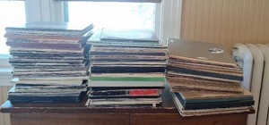 lot 150 image: LARGE Record Collection - Bit of Everything