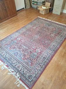 lot 155 image: QUALITY Area Rug