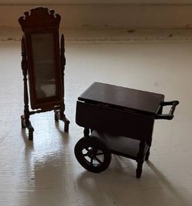 lot 166 image: Miniature Dollhouse Furniture, Mirror and Tea Cart