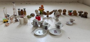 lot 173 image: Vintage Collectible Miniatures Lot - Porcelain Figurines, Tableware, Bells