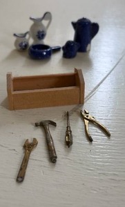 lot 176 image: Miniature Tea Set Pieces Tool Box with Tools