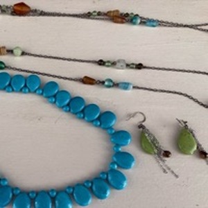 lot 179 image: Quality Beaded Jewelry