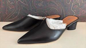 lot 188 image: NIB Franco Sarto Black Leather Pointed Toe Mules Block Heel Womens Size 9