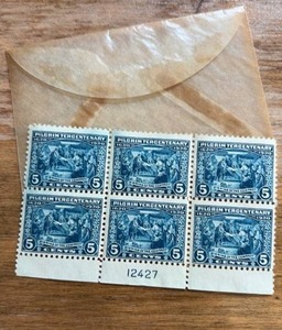 lot 326 image: Pilgrim Tercentenary 1620-1920 5 Cents Stamps Block of 6 Signing of Compact