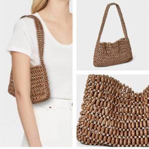 lot 8305 image: A New Day Beaded Shoulder Bag