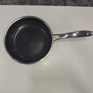 Hexclad 8 Inch Fry Pan