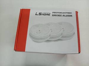 lot 10574 image: LSHOME Photoelectric Smoke Alarm 3-Pack