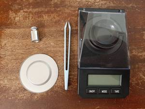 lot 28501 image: Milligram Scale 50g0.001g High Precision Mg Scale, Portable Jewelry Scale .001 Gram Accuracy, Powder Scale, Digital Miligram Scale for Powder Medicine with TrayTweezersCalibration Weight - Retail $15