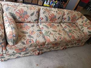 lot 905 image: Upholstered Sofa with Floral Botanical Print.  With 2 Side Pillows.   27 x 86 x 33