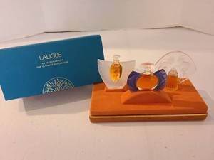 lot 1006 image: Lalique Les Introuvables The Ultimate Collection Perfume Set K179