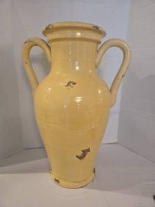 lot 1017 image: Large pottery vase featuring yellow glaze and rustic distressed brown detailing, 20in tall