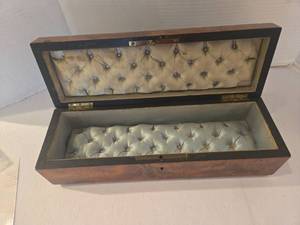 lot 1018 image: French Napoleon III glove box crafted from Burl wood and tufted silk lining , 13in wide