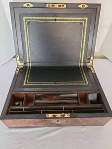 lot 1022 image: Antique Burled Lap Desk with Mother of Pearl Inlay, 14in wide