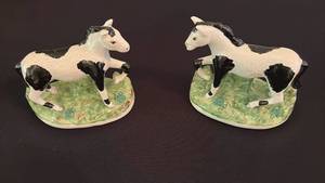 lot 1115 image: Staffordshire Horses 1 with Broken Nose