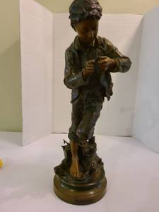 lot 1152 image: Le Pecheur bronze Sculpture on Base, 21in tall, heavy