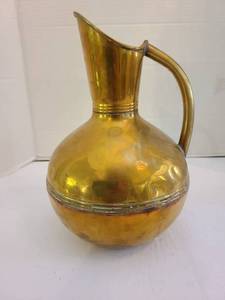 lot 1153 image: H.F. and Co. brass pitcher with handle and decorative band, 10in tall