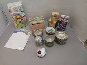 lot 1245 image: Baking Supplies Lot Cake Decorating Set Parchment Paper Bake Cups Molds kitchen timer