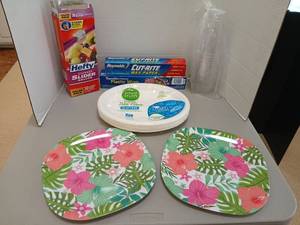 lot 1250 image: Disposable Tableware Lot Platters, Storage Bags, Wax Paper, Plastic Wrap, Gallon Bags