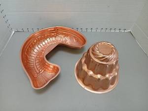 lot 1302 image: Copper Molds