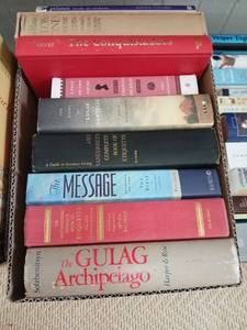 lot 1380 image: Lot of 10 Books Mixed Titles Including The Conquistadors The Gulag Archipelago The Message