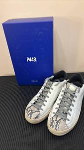 lot 1406 image: P448 High-Top Sneakers White Snake Print Leather sz 9