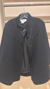 lot 1418 image: Helene Berman London Black Button Cape Jacket Size M