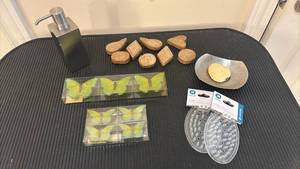 lot 1436 image: iDESIGN Soap Saver Eco Dish, Butterfly Candles and more