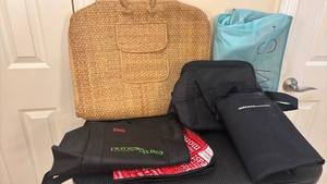 lot 1450 image: Large Woven Bag, ISDA Bag and other bags