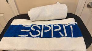 lot 1458 image: ESPIRIT Beach Towels and Bath Sheet
