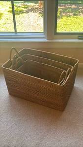 lot 1469 image: Set of 3 Woven Storage Baskets with Handles