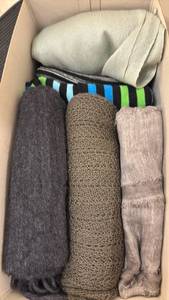 lot 1495 image: More Scarves