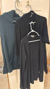 lot 1509 image: Lot of 2 Womens Cardigans and 1 Hoodie Lululemon Athletica Neiman Marcus Size S XS