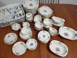lot 2011 image: 90pcs. Bavaria Tirschenreuth China. The Queens Rose.  Dinner, Salad, Bread and Butter Plates, Cups and Saucers, Soup Cups, Gravy Bowl, 2 Serving Bowls and Cream and Sugar Dishes.