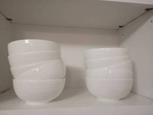 lot 2018 image: 10 White Mikasa Bowls