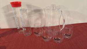lot 2051 image: Breckbrau Glass Drinkware Set Pitcher 4 Glasses Red Lid