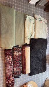 lot 2104 image: Assorted Area Rugs and Rug Pad