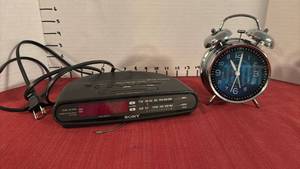 lot 2140 image: Sony ICF-C390 FMAM Clock Radio Dual Alarm with Pearler Twin Bell Alarm Clock