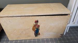 lot 2151 image: Wood Toy Box 18x33x13 Hinge needs fixed
