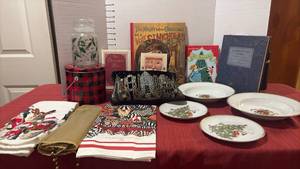 lot 2251 image: Fitz &amp Floyd Christmas plates, McKenzie Child towel and more
