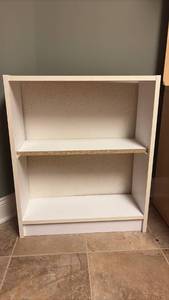 lot 2302 image: White Bookcase 30x24x9in