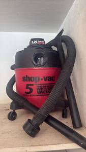 lot 3042 image: Shop-Vac 5 Gallon WetDry Vacuum