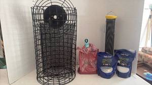 lot 3043 image: Bird Feeders and Bird Seed