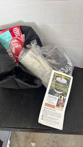 lot 3113 image: Garden Supplies Lot Rooter-Pot Tomato Pepper Grow Bag
