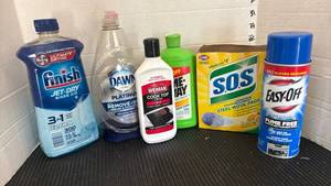lot 3120 image: Household Cleaning Products Lot Finish, Dawn, Weiman, OxiVay, S.O.S, Easy-Off