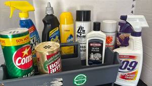 lot 3121 image: Liano Recycled Plastic Storage Organizer with Cleaning Supplies Lot