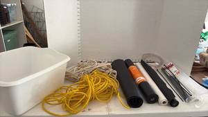 lot 3205 image: Zip Ties, Grip Liner, Rope, and Tub