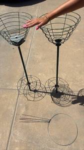 lot 3230 image: Plant standsstake