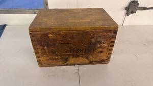 lot 8 image: Winchester Repeating Arms Co. Ammunition Shipping Crate Box