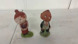 lot 53 image: 2 Painted Bisque Figurines bobble head with Green Bases